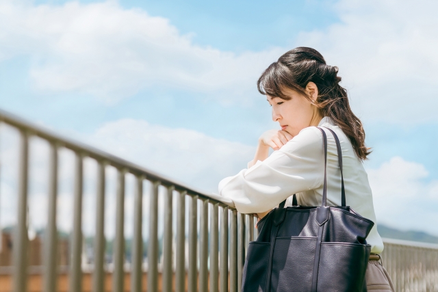 距離を置いて無理に付き合わない