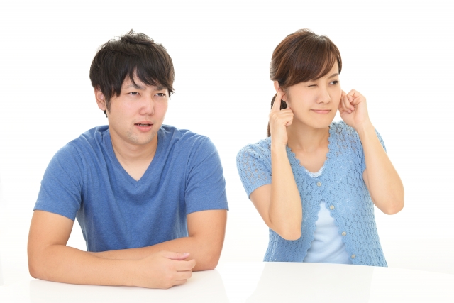 同じ話をする男性との付き合い方