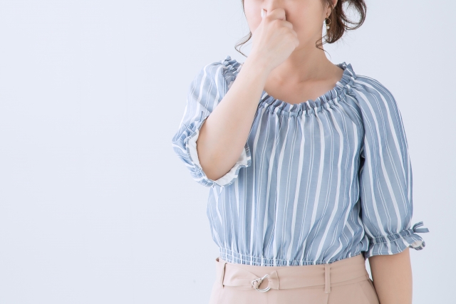 香水の臭いで職場がつらい…吐きそうになる前にできること